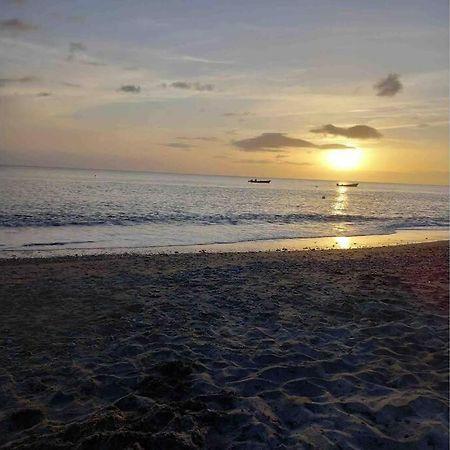 勒卡尔贝Maenorah 30S De La Belle Plage Carbetienne公寓 外观 照片